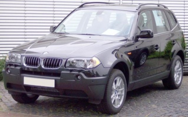BMW cu certificat de înmatriculare fals, descoperit la Negru Vodă